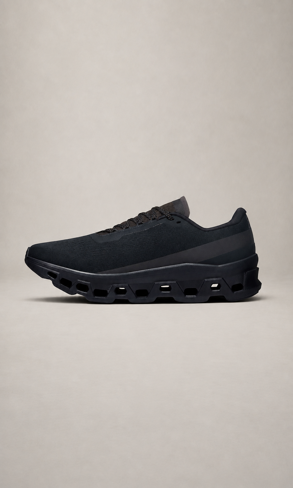 On Cloudmonster Sneakers