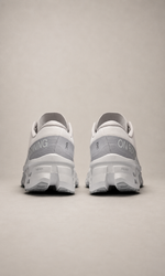 On Running Cloudmonster 3 Sneakers